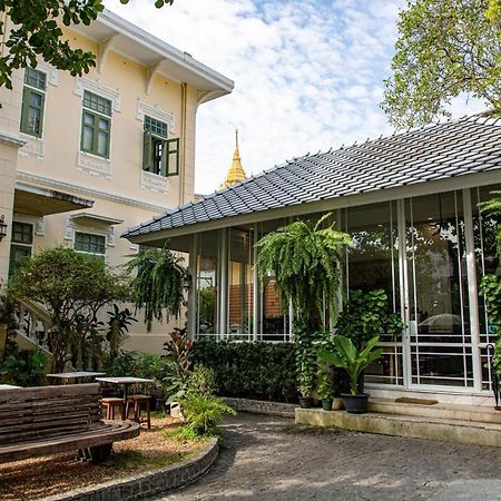 Baan 2459 Heritage House Bangkok Exterior photo