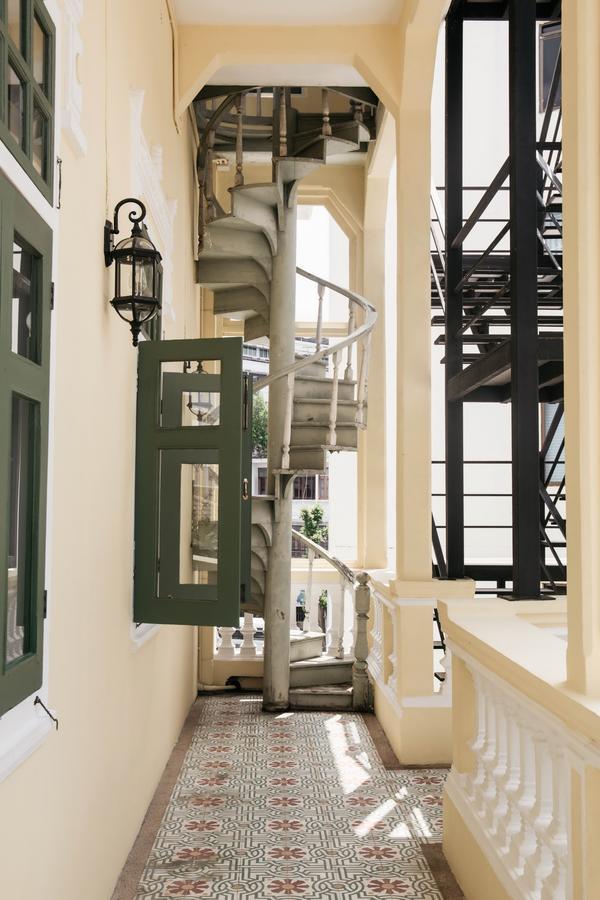 Baan 2459 Heritage House Bangkok Exterior photo